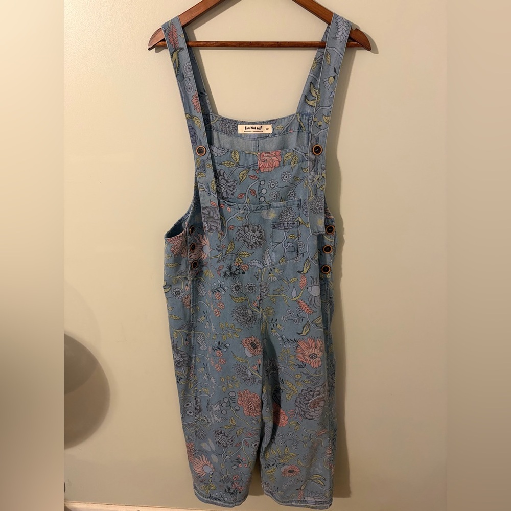 Three Bird Nest high hopes Floral Blue Denim Overalls medium - Picture 4 of 8